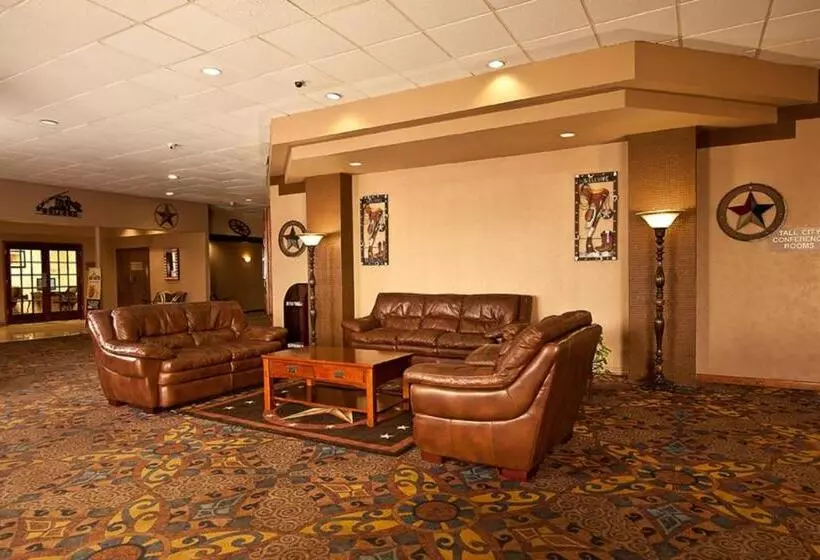 Grand Texan Hotel And Convention Center