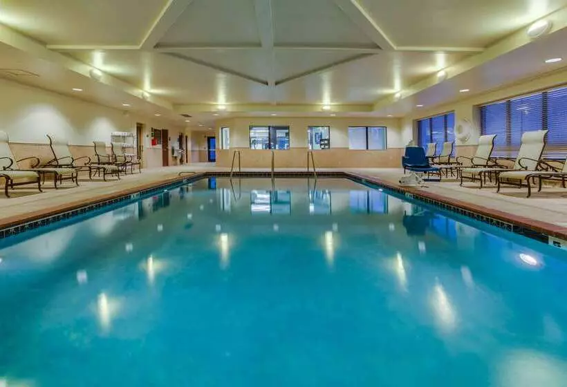 فندق Hampton Inn Bennington