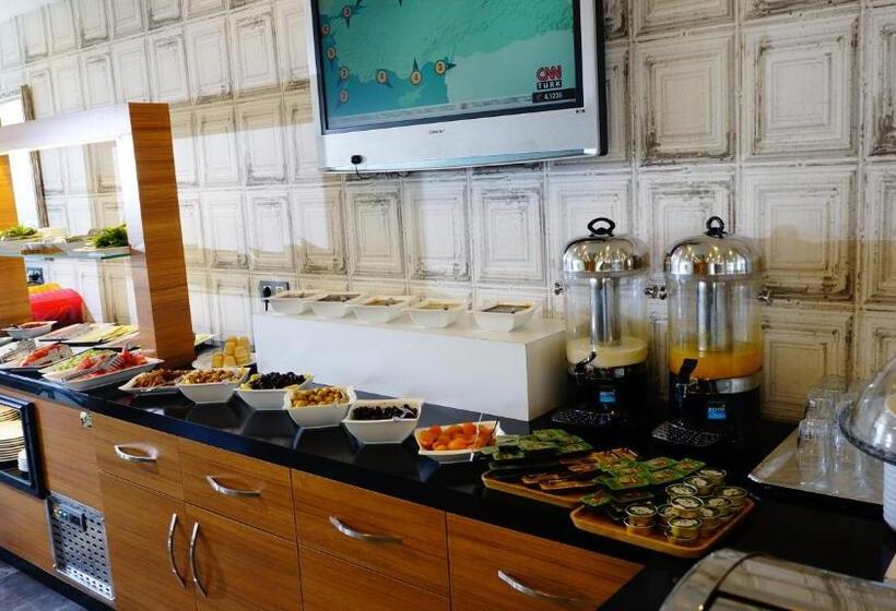 בית מלון כפרי Helen