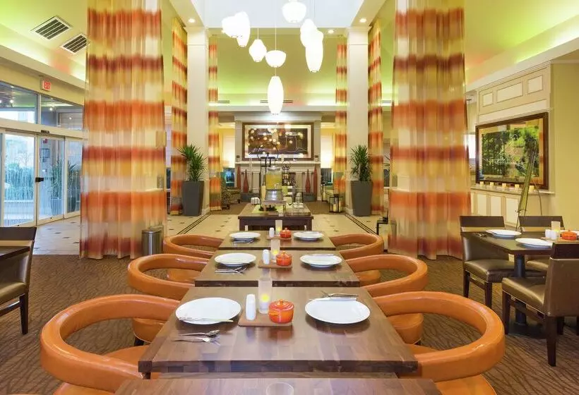 هتل Hilton Garden Inn Jacksonville Airport