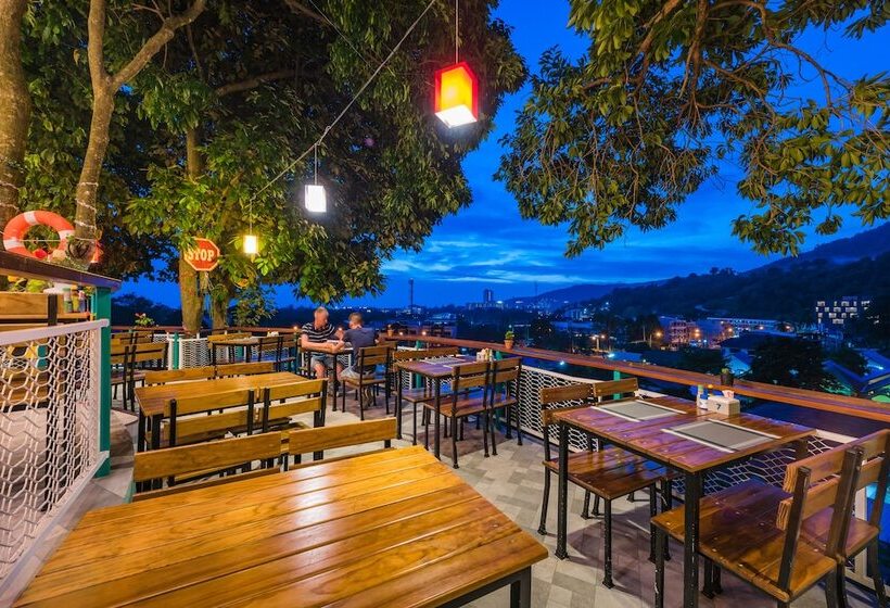 فندق Memory Karon Resort