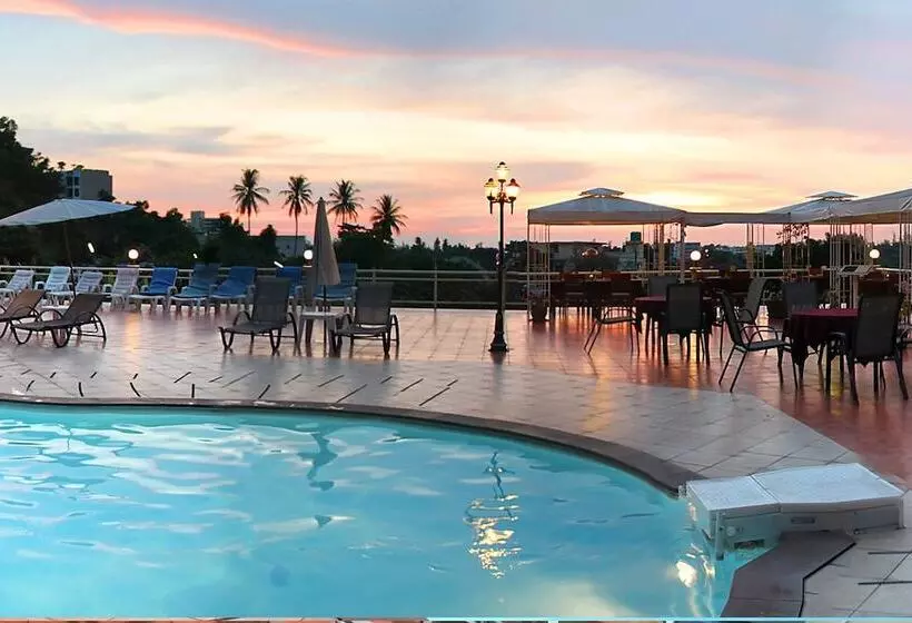 فندق Memory Karon Resort