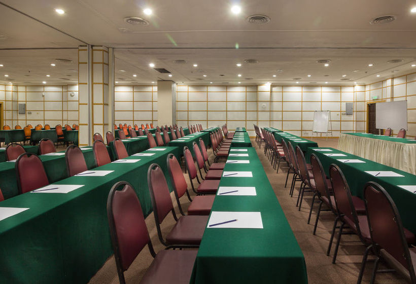 Отель eRYA by Suria Merang Holiday Park