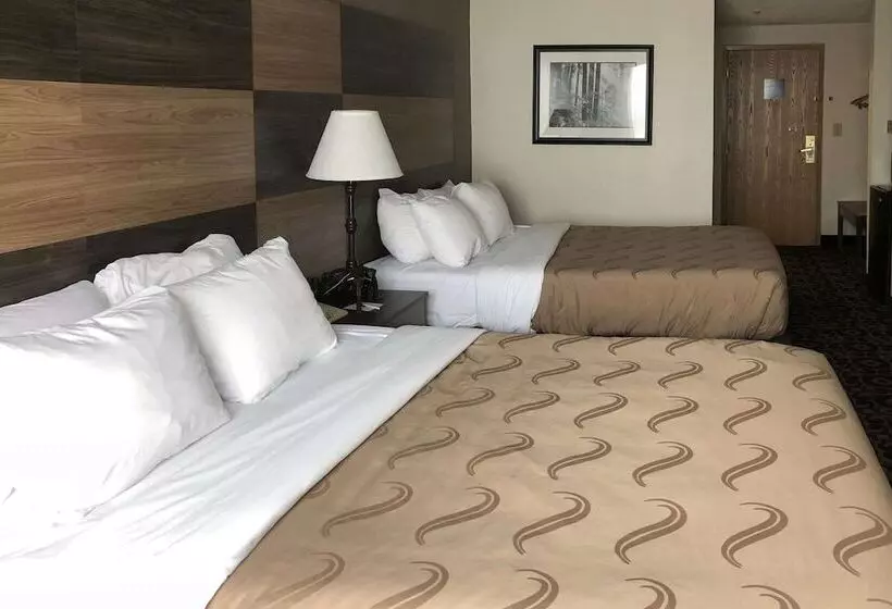 호텔 Quality Inn & Suites Boone   University Area