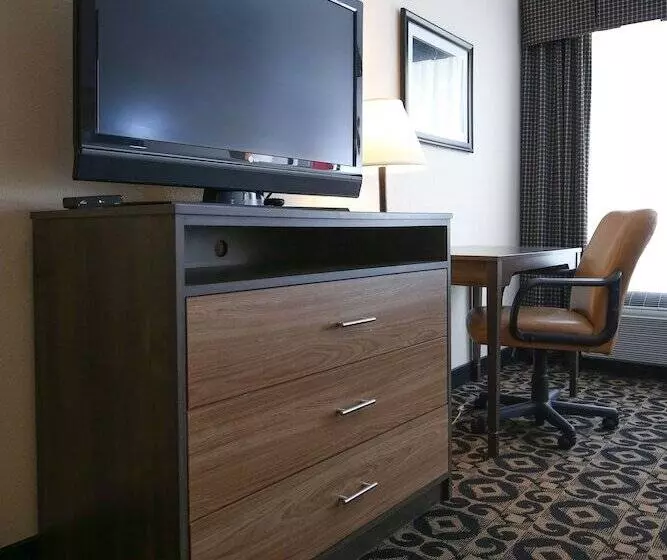 호텔 Quality Inn & Suites Boone   University Area
