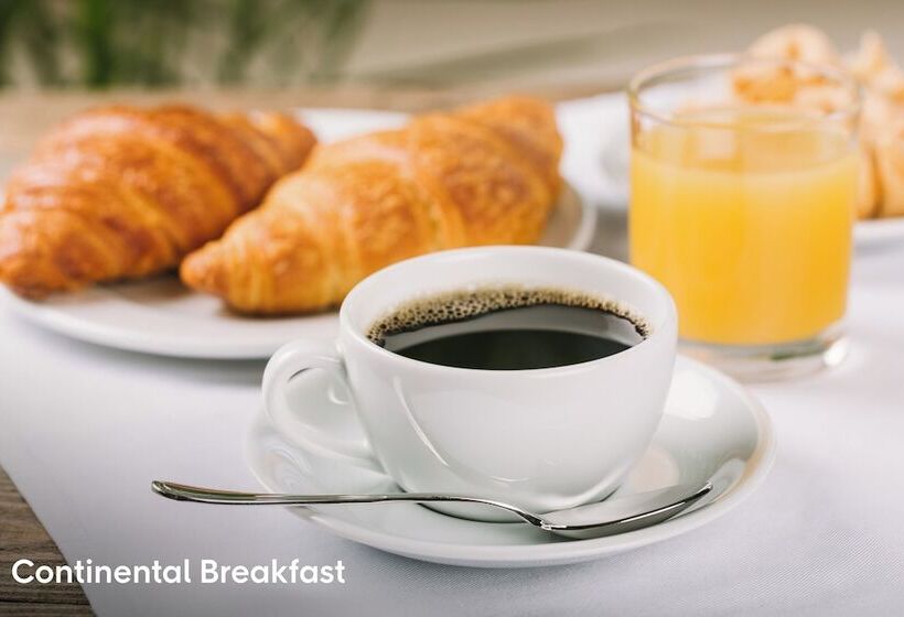 בית מלון כפרי Sonder The Rochebrune