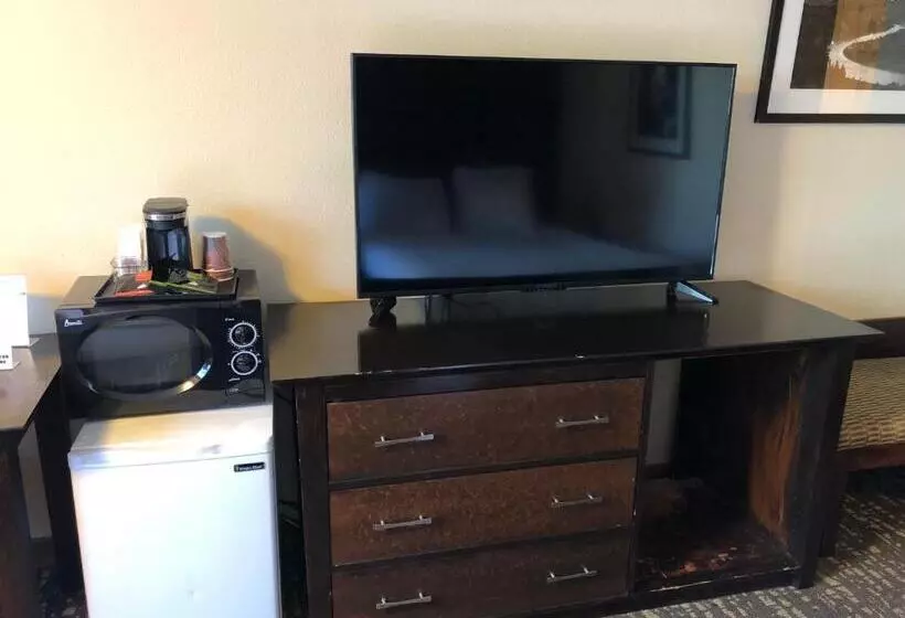 호텔 Shilo Inn Portland Rose Garden   Convention Center