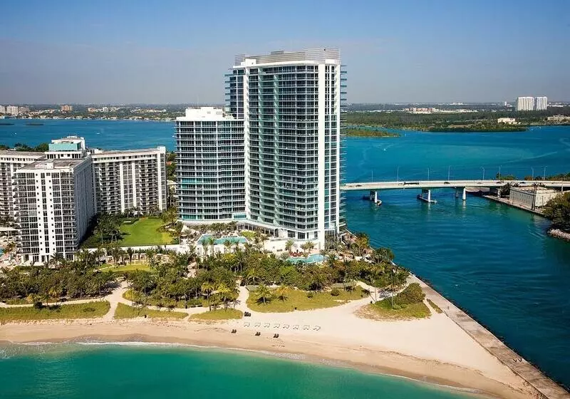 Отель The Ritzcarlton Bal Harbour, Miami