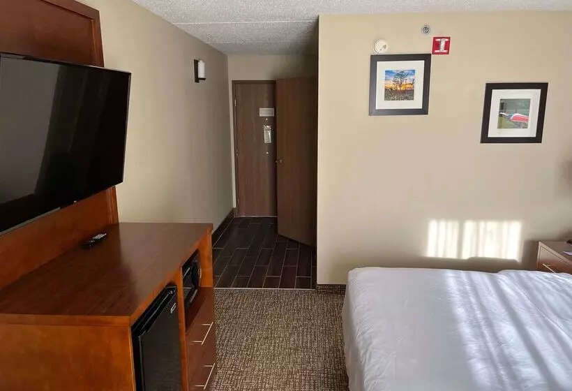 Отель Wingate By Wyndham Clearfield