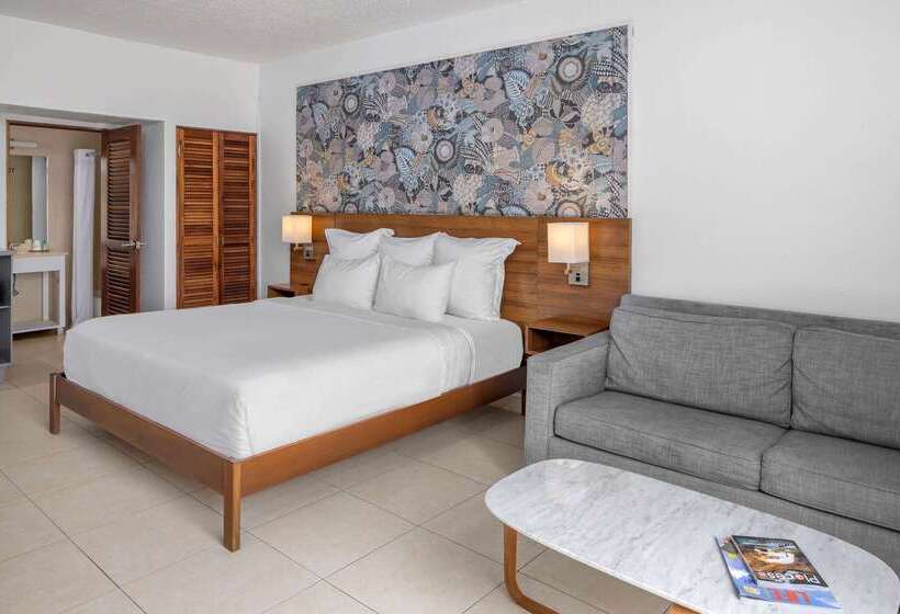 Wyndham Palmas Beach And Golf Boutique Resort