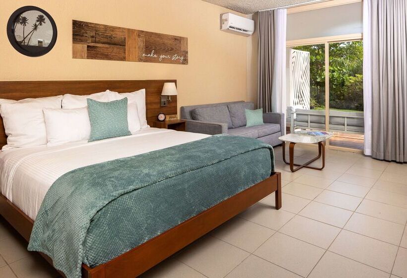 Wyndham Palmas Beach And Golf Boutique Resort