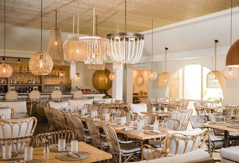 Wyndham Palmas Beach And Golf Boutique Resort