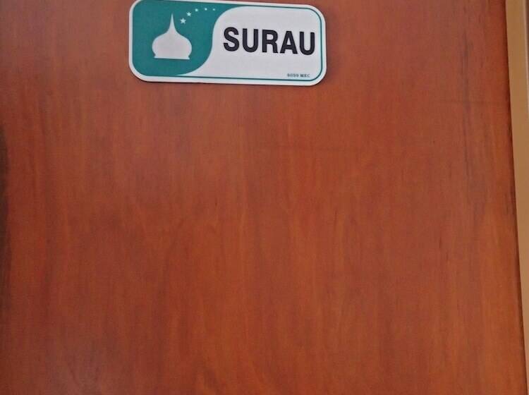 ホテル Adamson Inn Penang