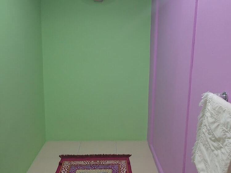 ホテル Adamson Inn Penang