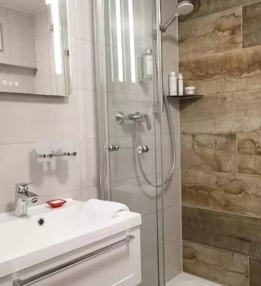 Klostergasthof Heidenheim   Hotel Garni