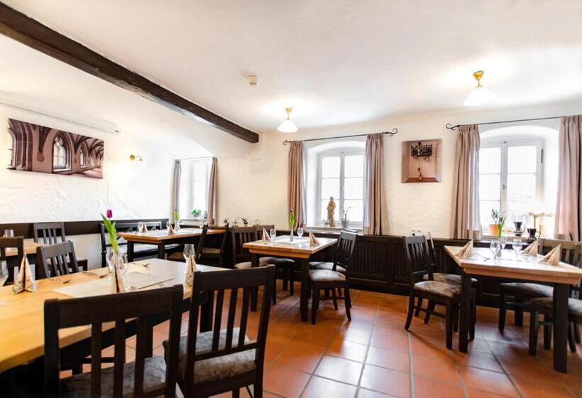 Klostergasthof Heidenheim   Hotel Garni