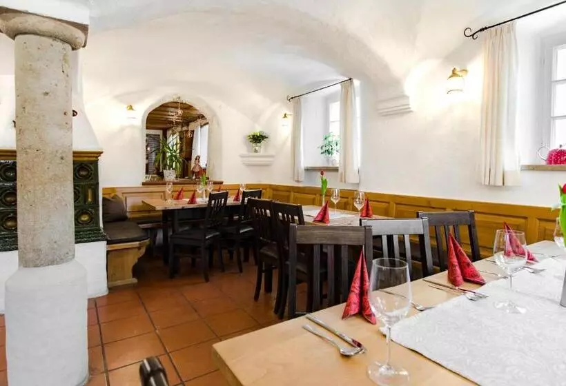 Klostergasthof Heidenheim   Hotel Garni