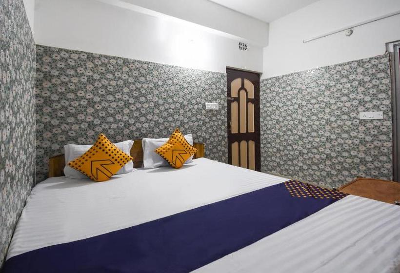 호텔 Oyo 75395 D Park Inn