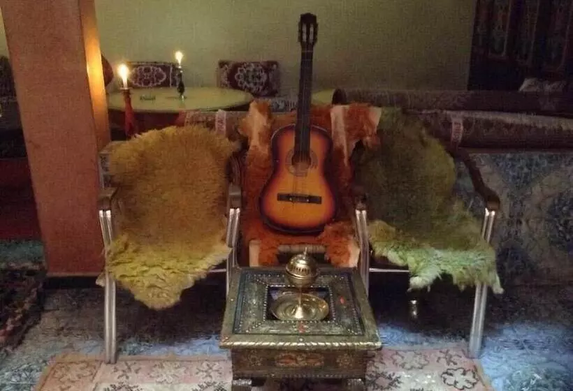 هتل Hôtel Riad Rahba