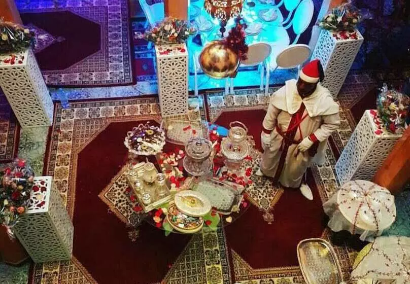 هتل Hôtel Riad Rahba