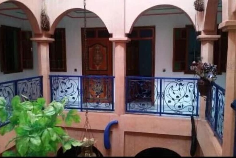 هتل Hôtel Riad Rahba