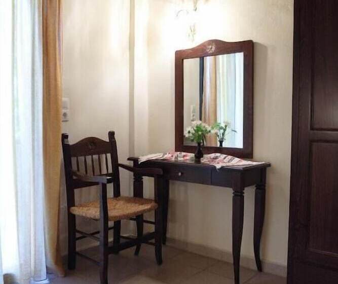 Aposperitis Traditional Guesthouse