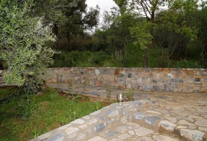 Aposperitis Traditional Guesthouse