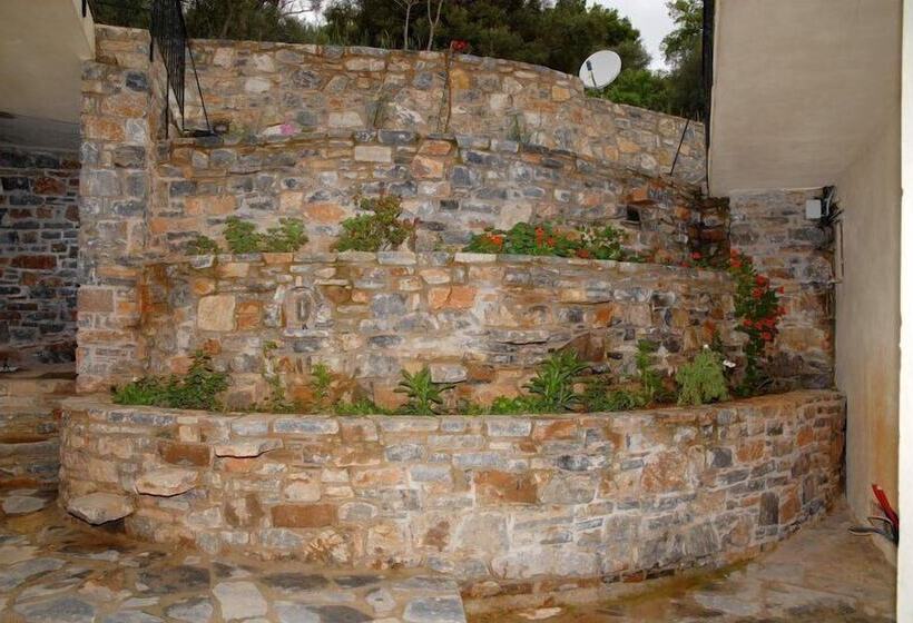 Aposperitis Traditional Guesthouse