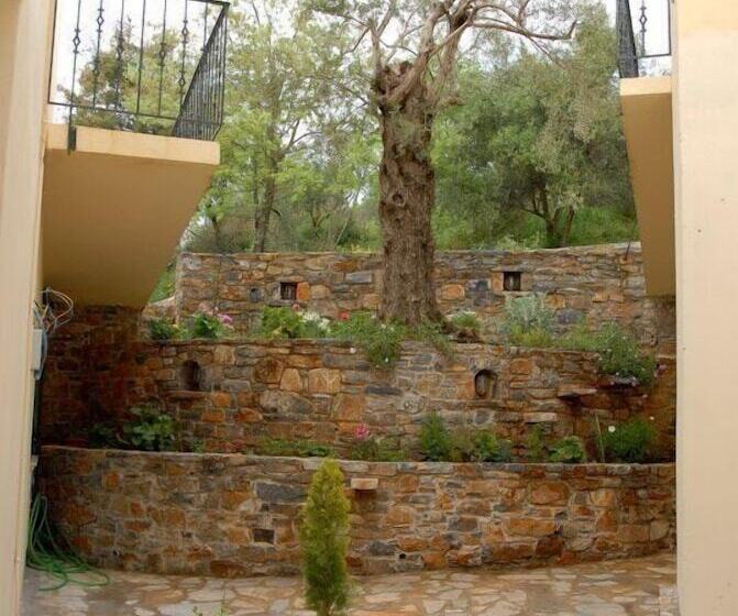 Aposperitis Traditional Guesthouse