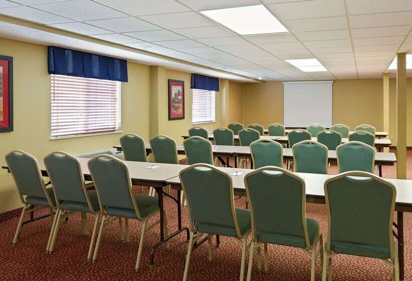 فندق Americinn By Wyndham Republic