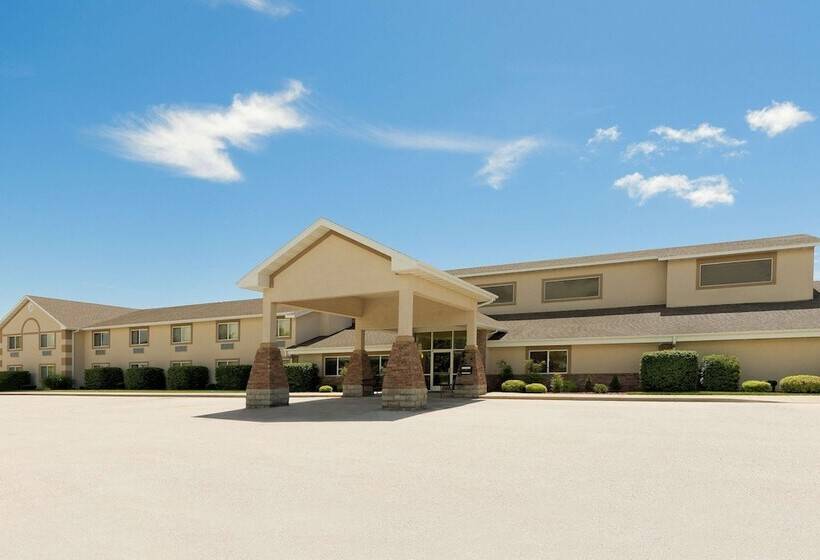 فندق Americinn By Wyndham Republic