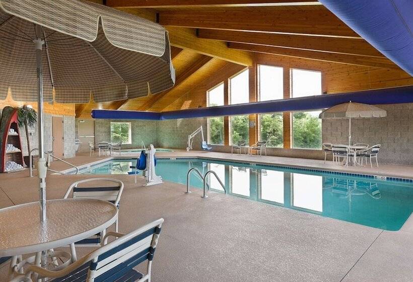 فندق Americinn By Wyndham Republic