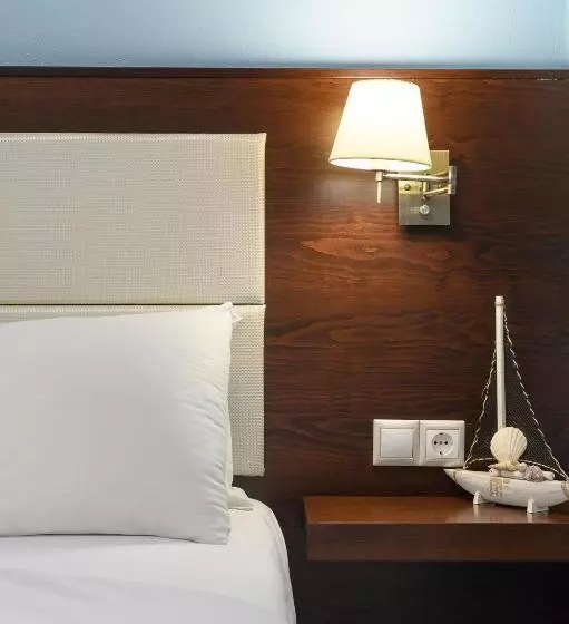 בית מלון כפרי Avra