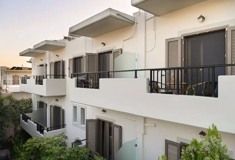 בית מלון כפרי Avra