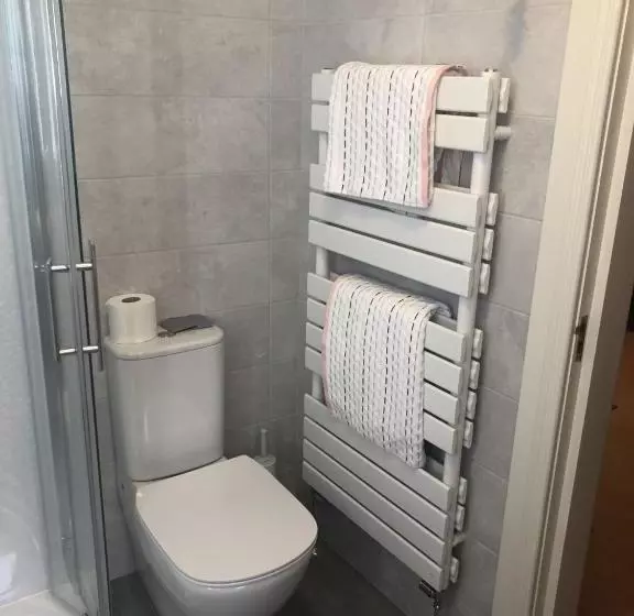 Отель Caldhame Lodge