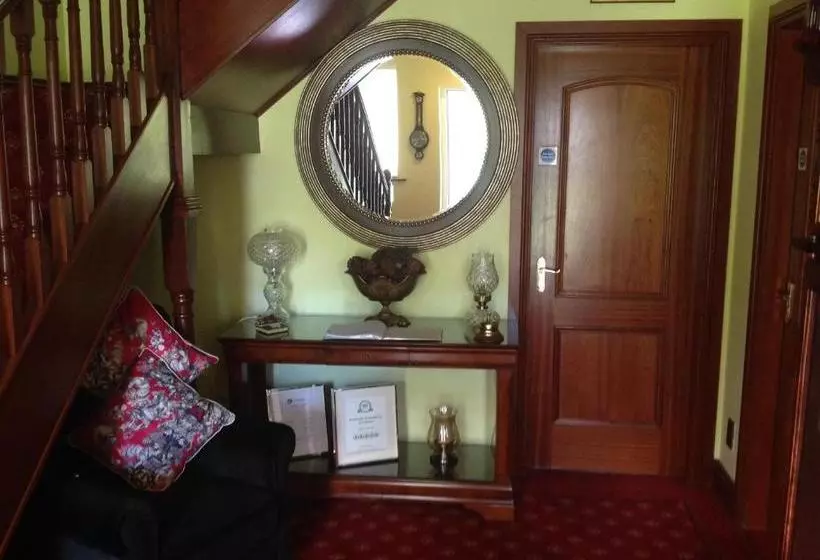 Отель Caldhame Lodge