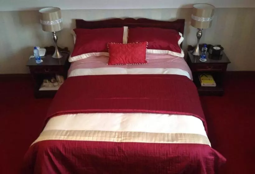 Отель Caldhame Lodge