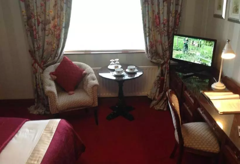 Отель Caldhame Lodge