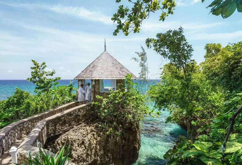 ホテル Couples Sans Souci