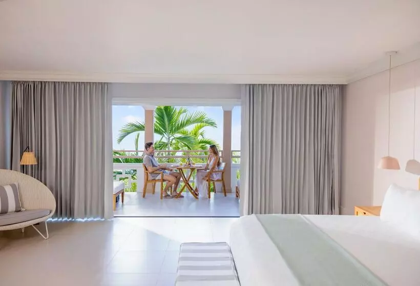 ホテル Couples Sans Souci