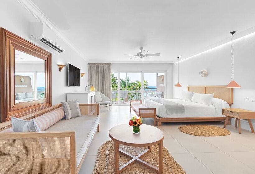 هتل Couples Sans Souci