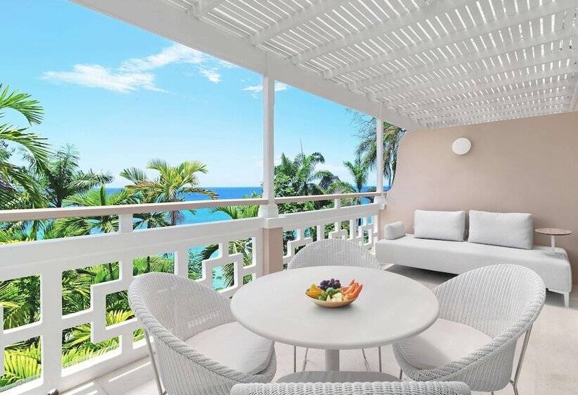 هتل Couples Sans Souci