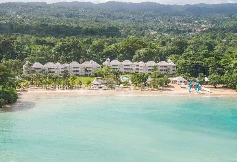 ホテル Couples Sans Souci