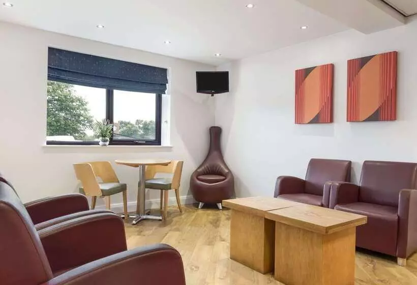 호텔 Days Inn Corley Nec   M6