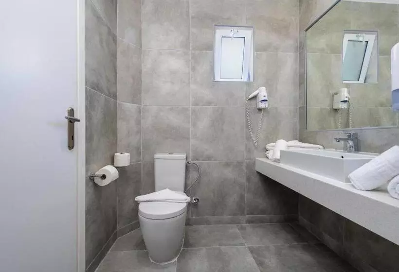 Отель Gaia Royal