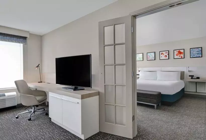 هتل Hilton Garden Inn Jacksonville Jtb/deerwood Park