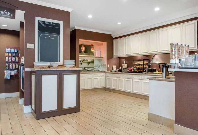 فندق Hilton Garden Inn Portland Airport