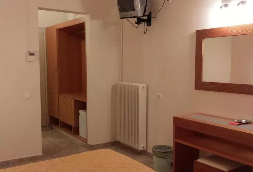 בית מלון כפרי Ipsos Beach