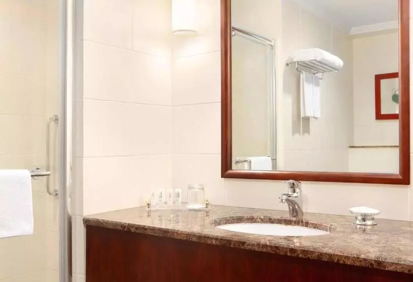 Отель Le Méridien Towers Makkah