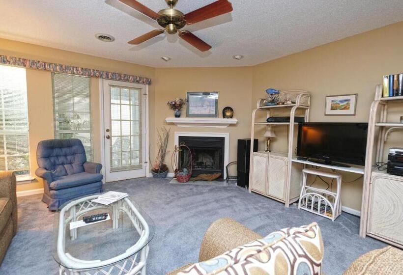 בית מלון כפרי Litchfield Beach & Golf Resort